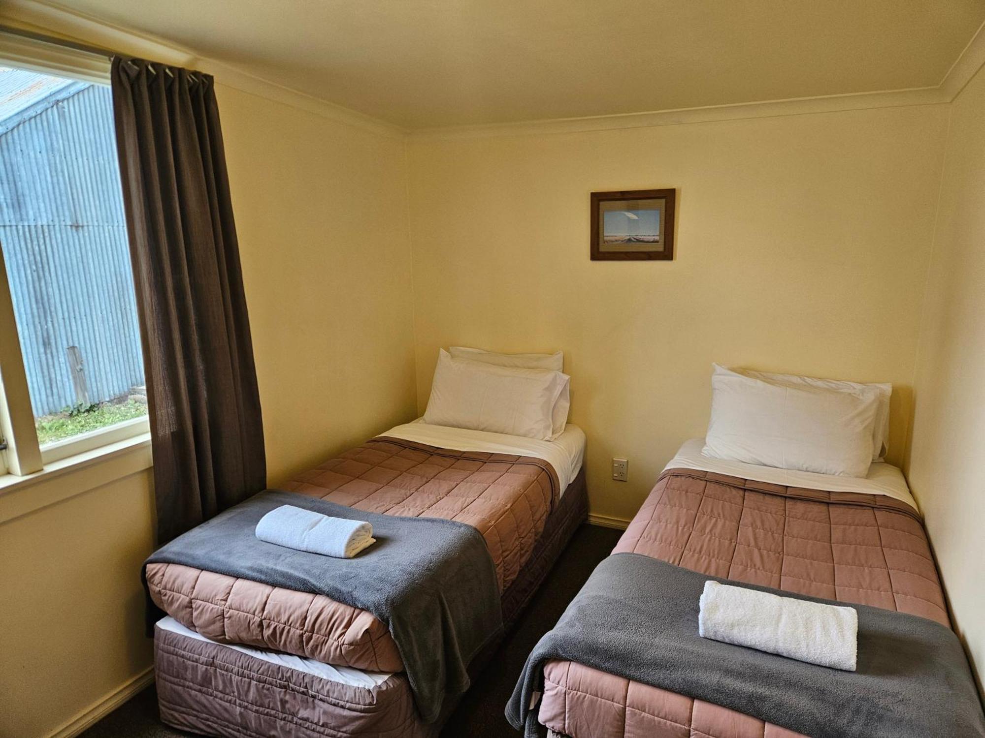 The Cabin, Omahau Downs Twizel Ngoại thất bức ảnh